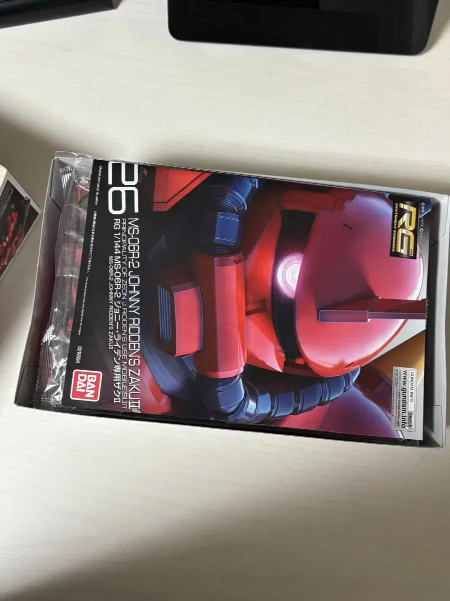 thumbnail-1